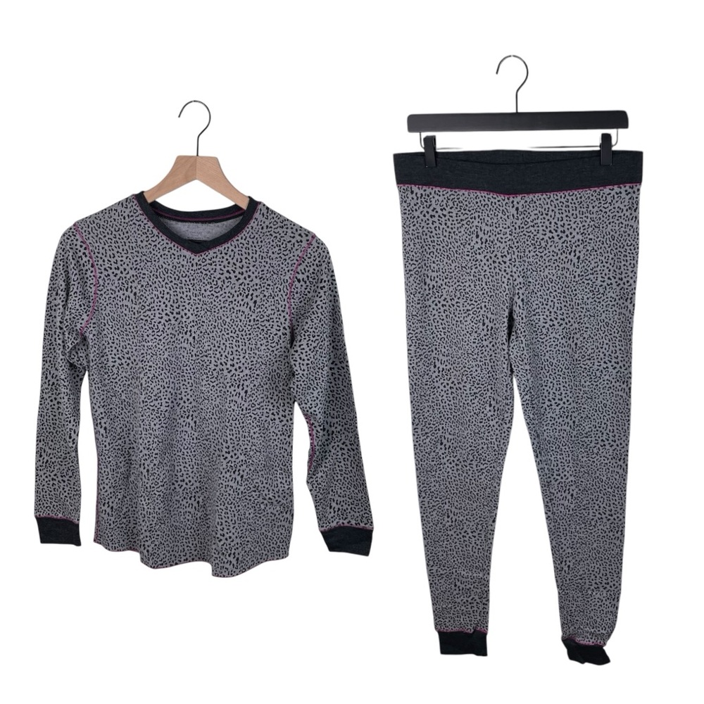 Climate Right by Cuddl Duds Thermal Pajama Set Size Large Grey Leopard Print